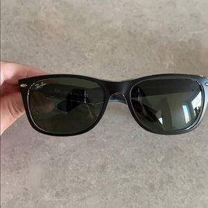 Ray-Ban New Wayfarer - EUC